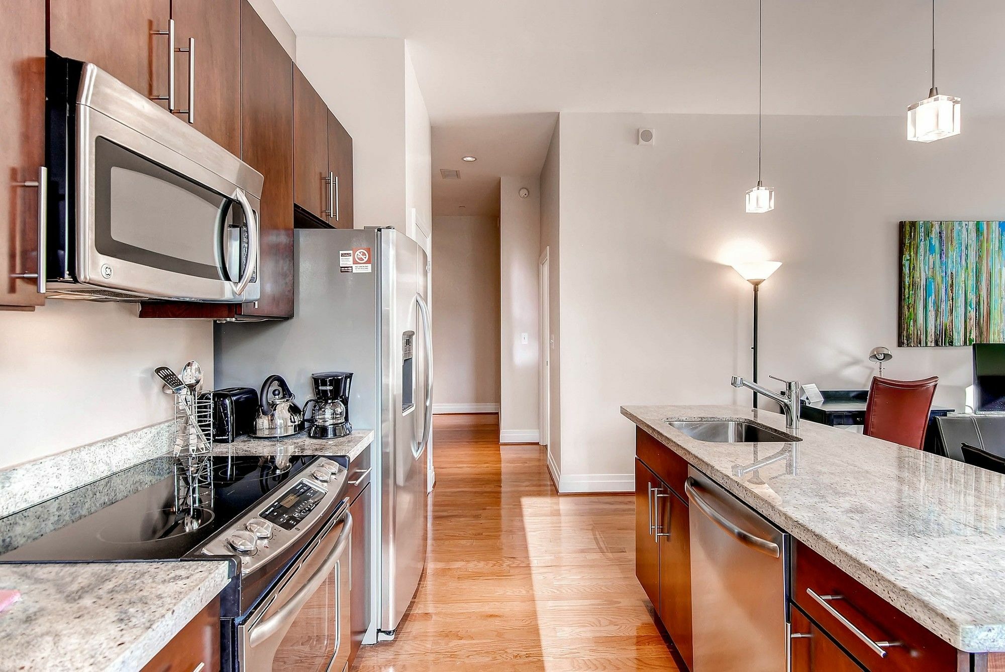 Global Luxury Suites At Foggy Bottom Вашингтон Екстериор снимка